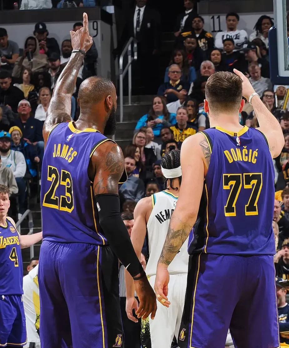 爱游戏官网入口包含詹姆斯连续十场比赛得分超过晋级下一阶段，公牛不断突破！上演精彩一战的词条