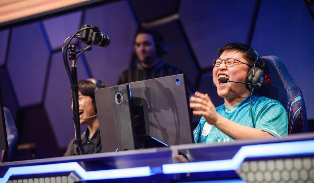 爱游戏AYX关于JackeyLove回归赛场，回归赛场首场状态亮眼，巴塞罗那观众沸腾！的信息