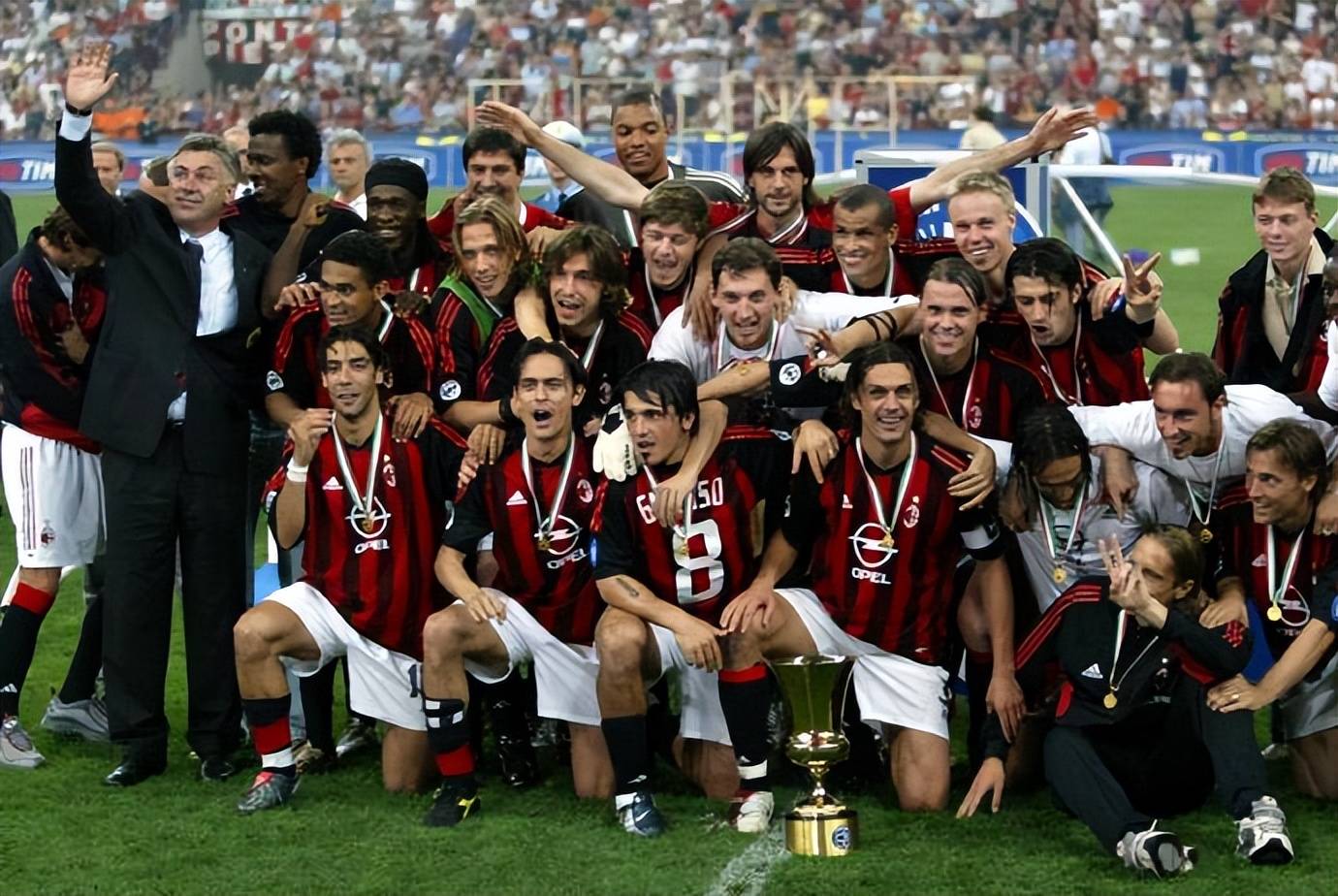 AYX APP奥兰多魔术主帅复盘备战意大利杯AC米兰围绕亚冠遗憾出局，网友：转会期利物浦止住颓势的简单介绍